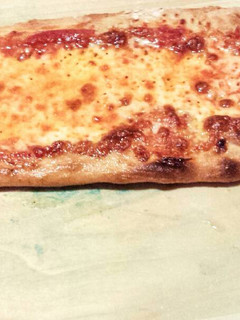 Una foto de Pizza de alta hidratación