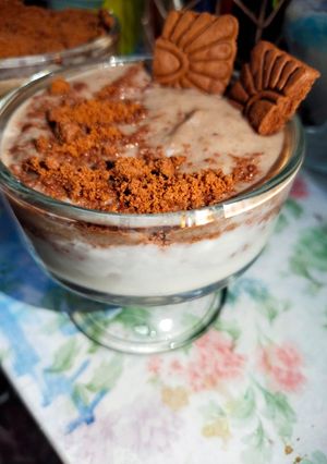A picture of Chocolate Biscuit Delight.