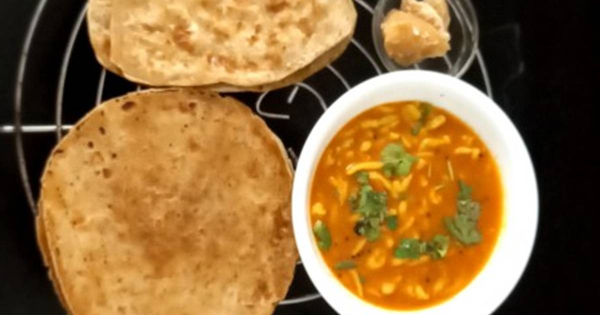 Lipi Bhavsar દ્વારા રેસીપી લાઇવ સેવ નુ શાક (Live Sev Shak Recipe In