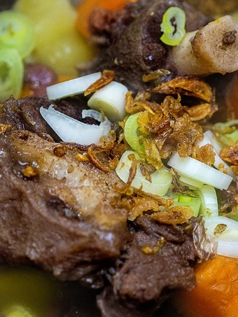 Langkah Mudah untuk Menyiapkan Resep Sop Buntut Sapi yang Lezat