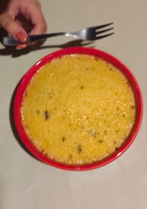 Una foto de Torta en taza simple, esponjosa y suave al microondas!