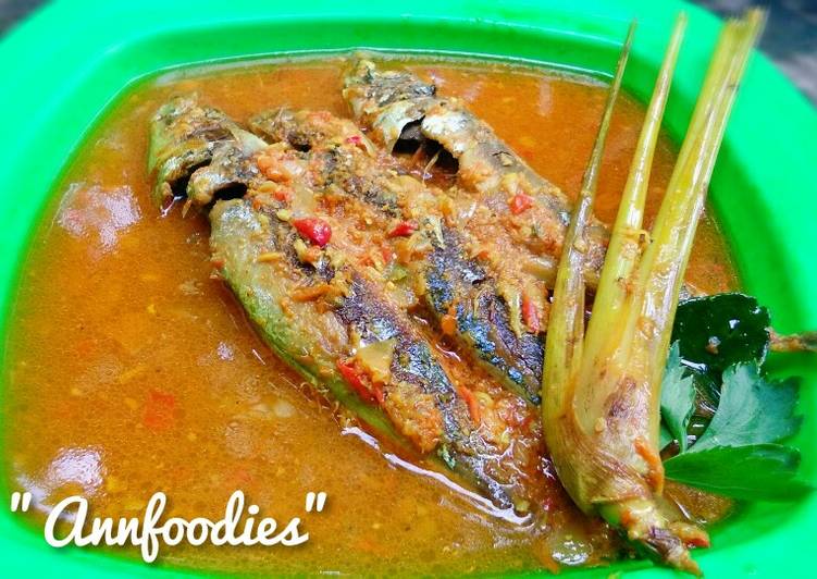 Ikan Pindang Bumbu Kuning