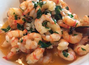 Una foto de Gambas al ajillo