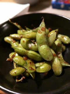 A picture of Edamame (Green Soy Beans).