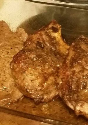 A picture of Mustard Balsamic Pork Chops .