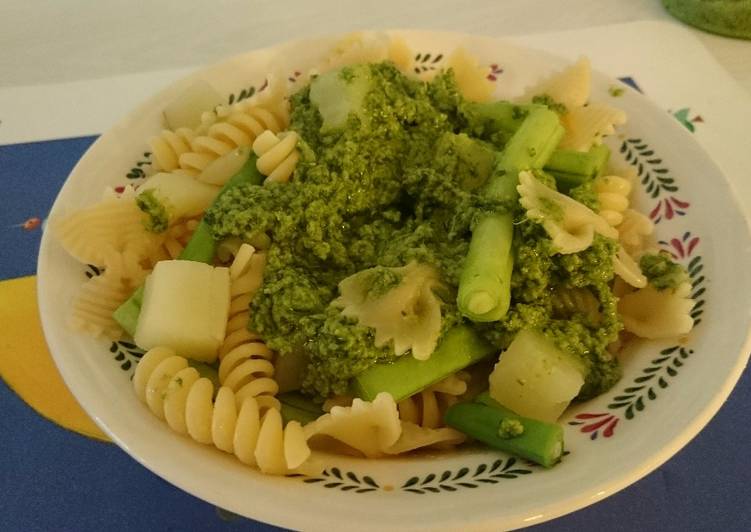 # Macarrão ao pesto com vagens e batatas - Gozhowgos