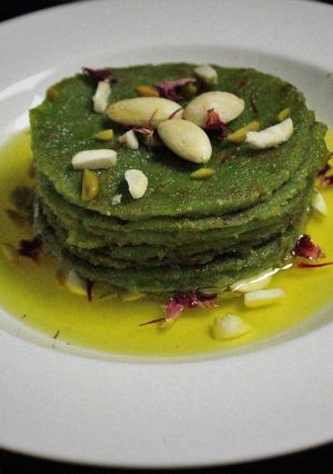 A picture of Evergreen Spinach Malpua.