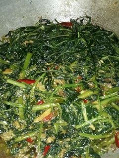 Foto resep Tumis kangkung trasi pedas