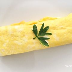 Rolling omelette A picture of Rolling omelette.