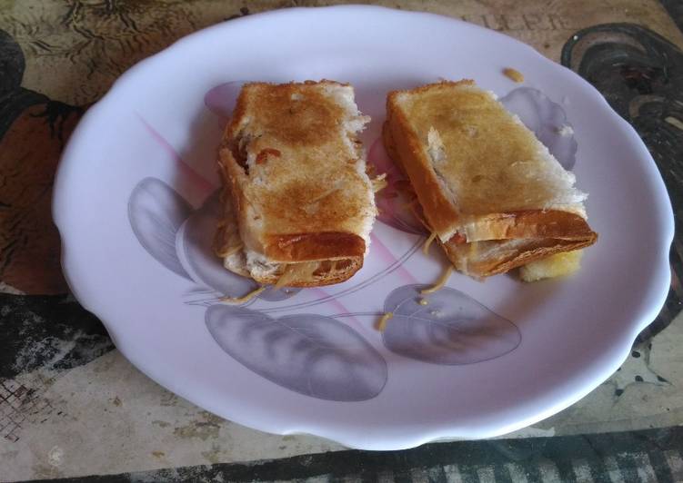 Tasty And Delicious of Bread spring roll