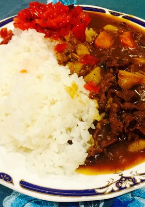 Hình của món Cơm cà ri thịt bò Nhật Bản.