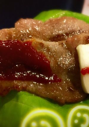 Hình của món Thịt và Hải sản nướng Yakiniku tại nhà.