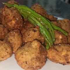 A picture of Mix dal Pakoda.