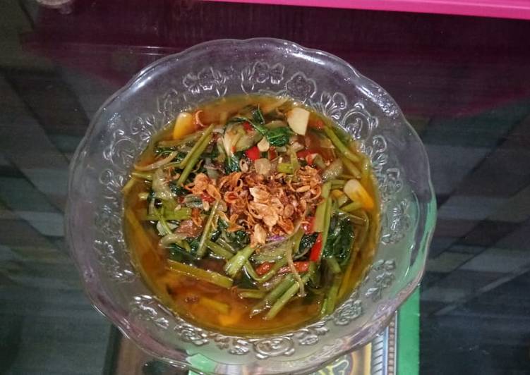 Cara Gampang Membuat Tumis Kangkung Saus Tiram Simple, Sempurna