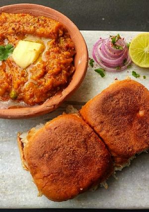 A picture of Pav Bhaji.