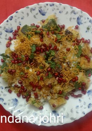 A picture of हेल्दी चटपटी इडली चाट.