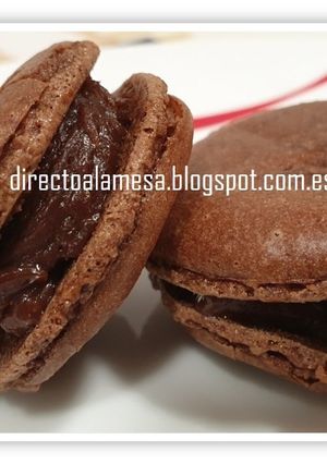 Una foto de Macarons de chocolate