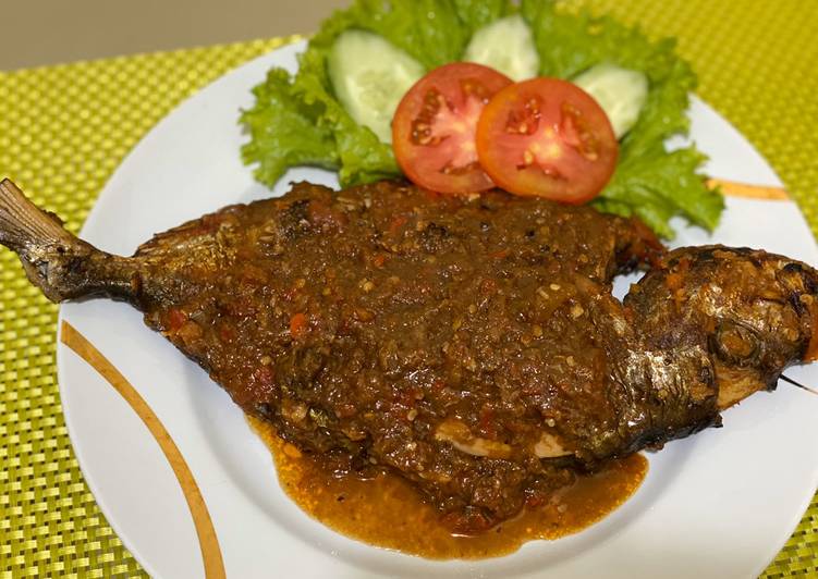 Ikan saos rica-rica
