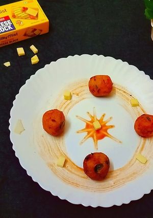 A picture of Potato Cheese Balls.