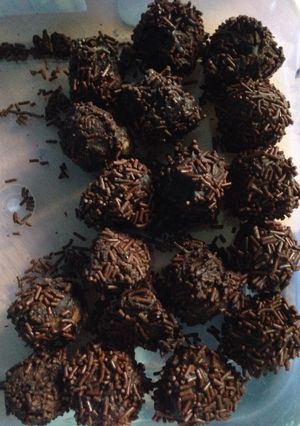 Foto resep BoLcok (bola-bola coklat) alim ala Althaf's mom 😘