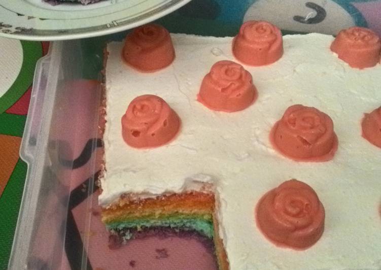 Cara Gampang Menyiapkan Rainbow Cake for Anniversary Anti Gagal
