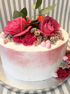 Una foto de Tarta de fresas🍓🍓