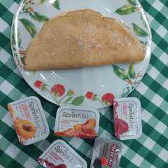 Crepes con confettura alla frutta-レシピのメイン写真