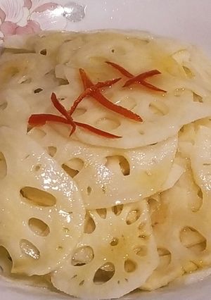 蜂蜜涼拌蓮藕 的食譜成品照片