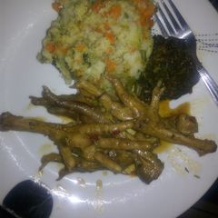 A picture of Amanqina(Chicken feet).
