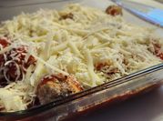 A picture of meatballs in marinara