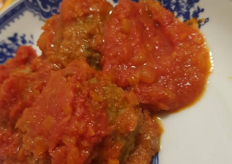 Polpette di lenticchie al sugo
