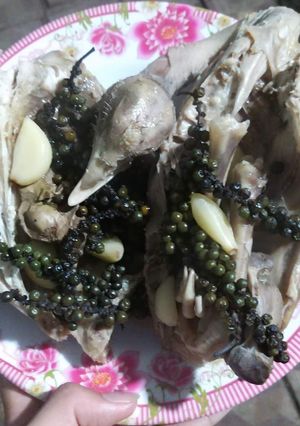 Hình của món Gà Hấp Tiêu Xanh.