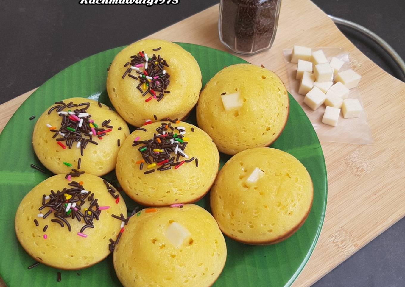 208. Kue Pukis