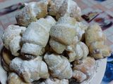 Cornulețe de post cu nucă și gem