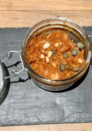 Une photo de Rillettes de thon et tomates séchées