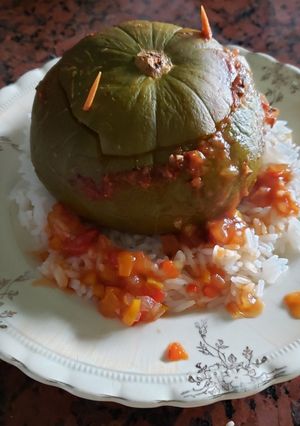Una foto de Zapallitos rellenos en salsa