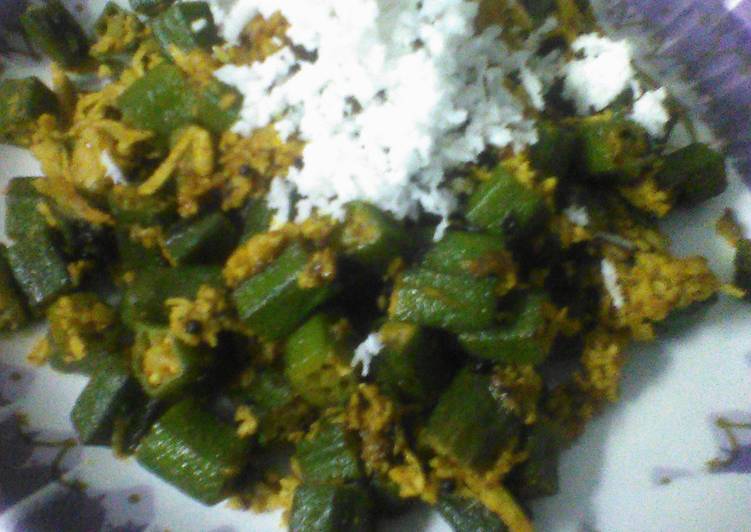 Any-night-of-the-week Coconut  okra