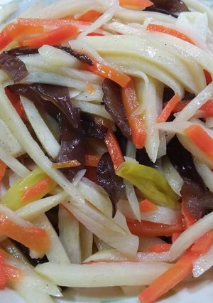 筊白筍炒木耳 的食譜成品照片