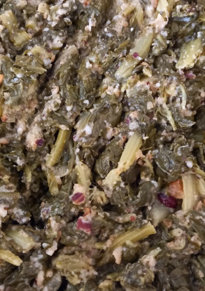Una foto de Espinacas en salsa de almendras