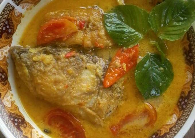 Resep Gulai Kepala Ikan Oleh Rika Hastaka Cookpad