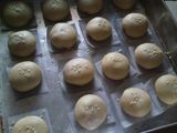Mini Bakpau Isi Ayam Saus Tomat