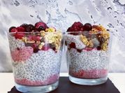 Une photo de verrines fruits