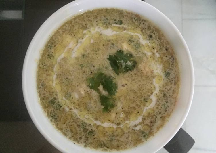 Mutter paneer in white gravy