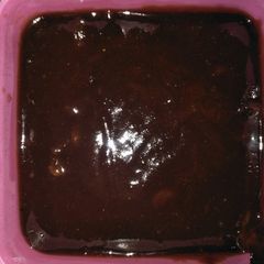 A picture of Imli ki khatti mithi chutni.