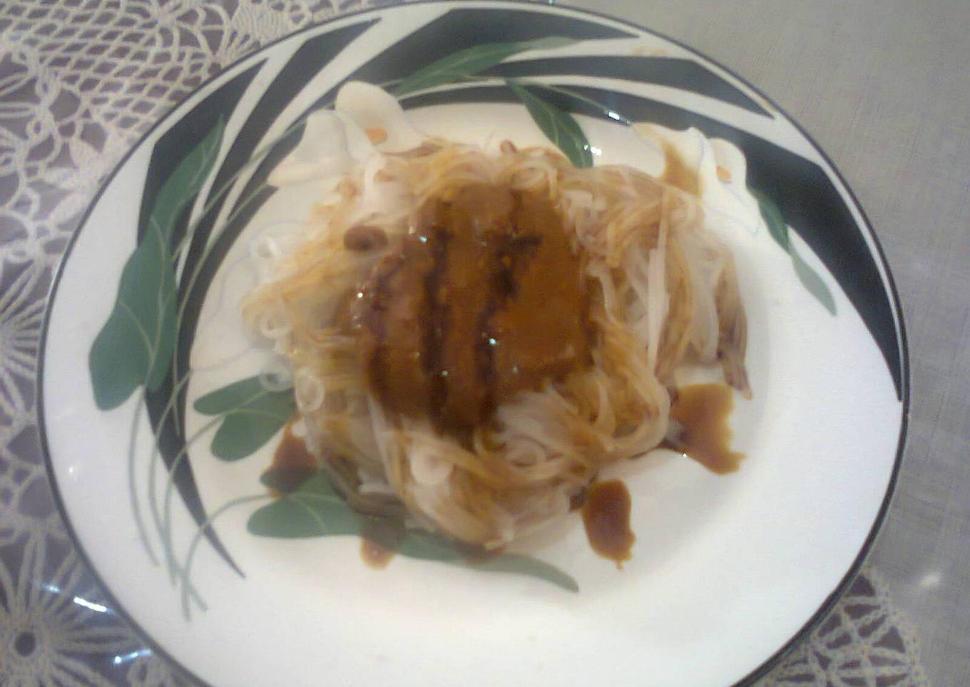 Bihun Rebus bumbu Kacang