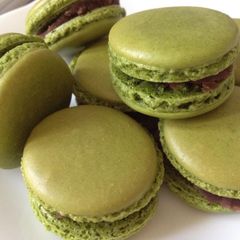 A picture of Matcha (Green Tea) Macaron.