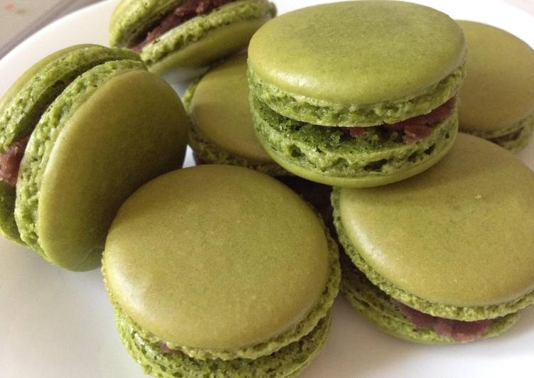 Steps to Make Favorite Matcha (Green Tea) Macaron