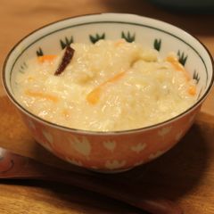 A picture of Ojiya (Japanese Rice Soup).