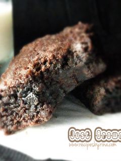 A picture of Just Brownie by Rina Laurence.