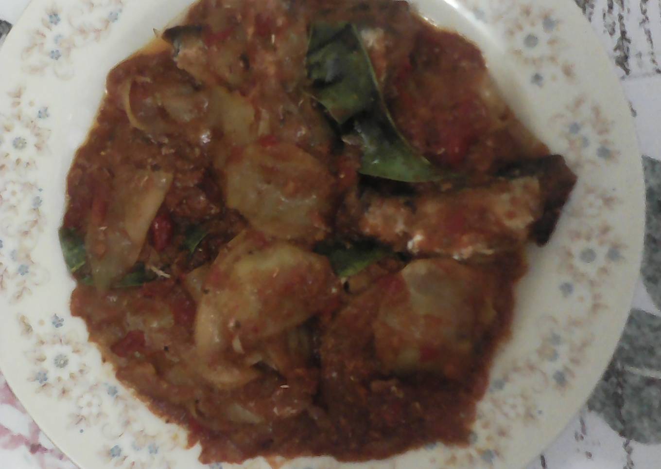 Ikan sarden kentang spesial